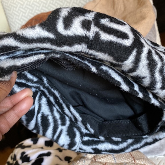 Hat bundle - Picture 6 of 8